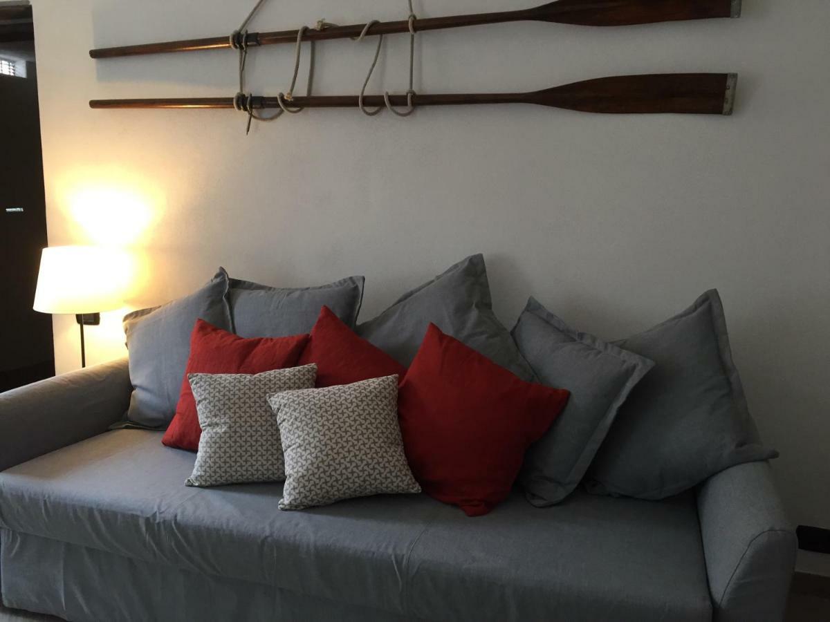Apartmán Posidonia Casa Al Mare In Citta Janov Exteriér fotografie