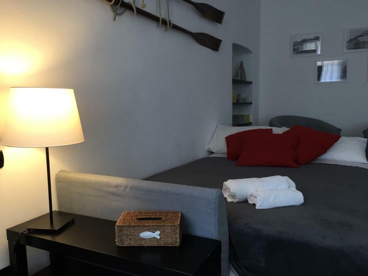 Apartmán Posidonia Casa Al Mare In Citta Janov Exteriér fotografie